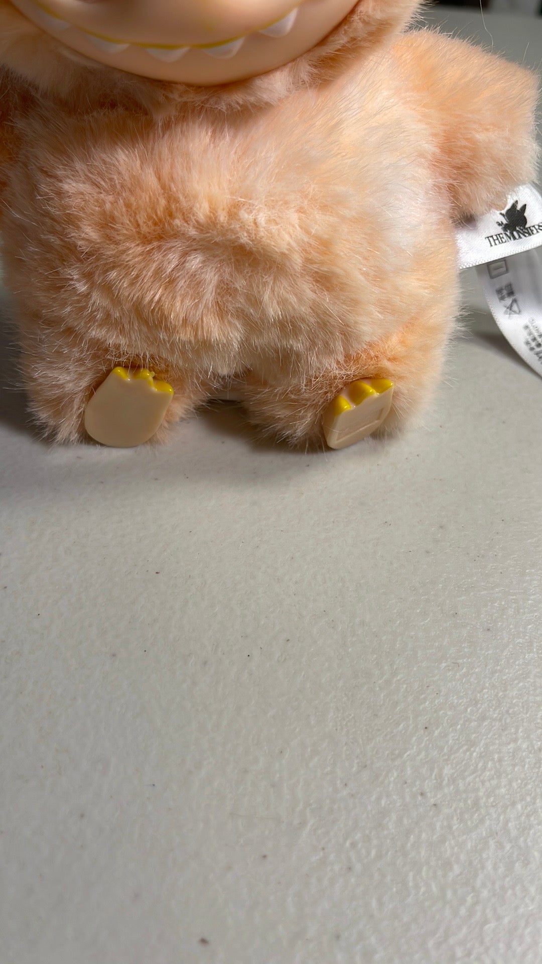 Yellow Labubu/Lafufu