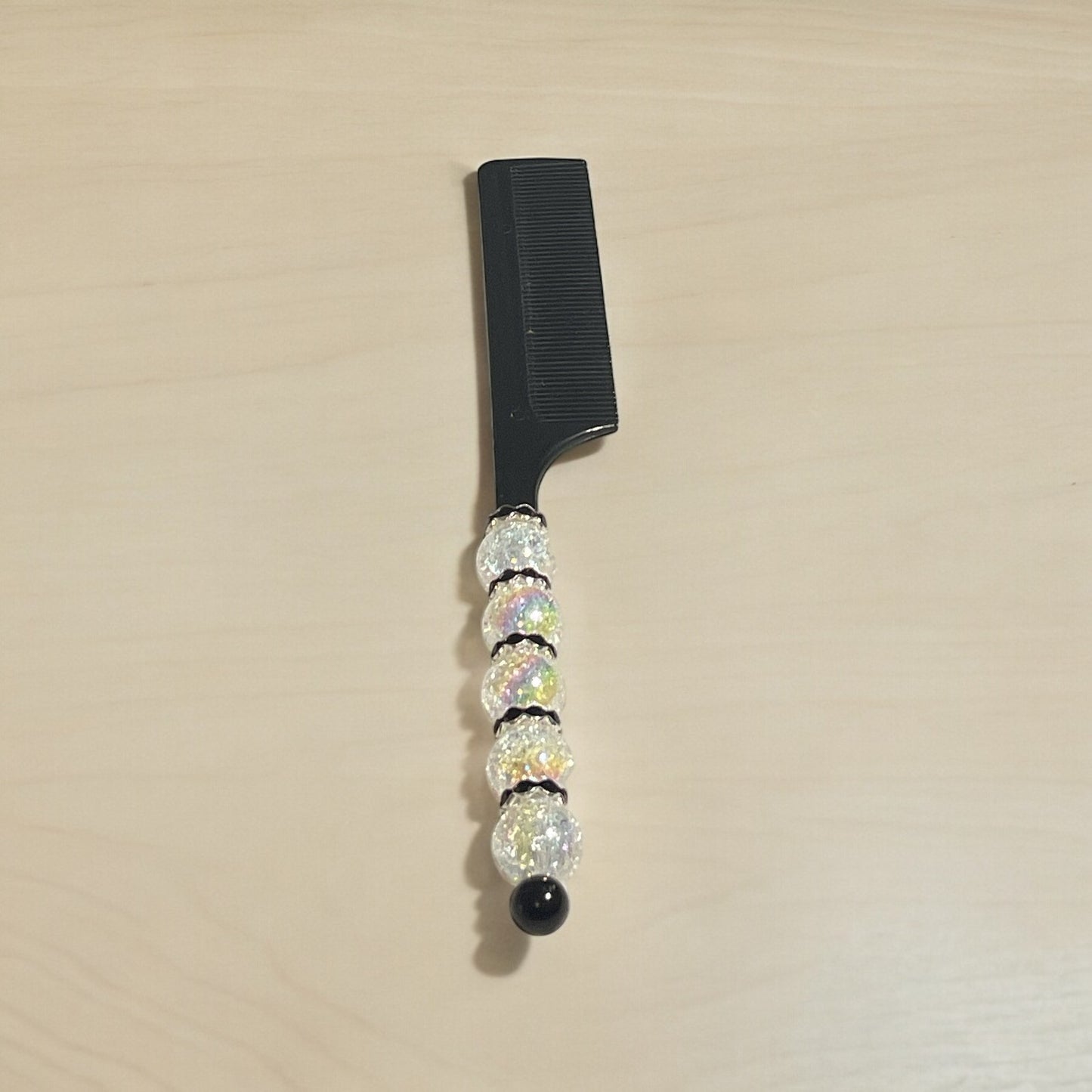 Stylish Comb featuring Beadable Handle