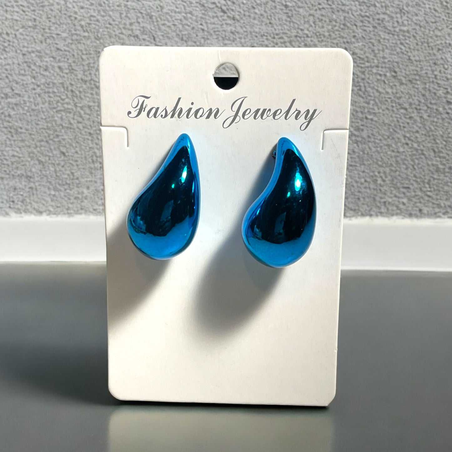 Elegant Water Drop Shaped Metallic Color Stud Earrings