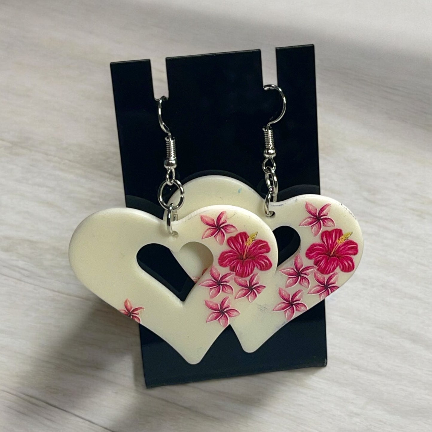 Flower Heart Earrings Gold