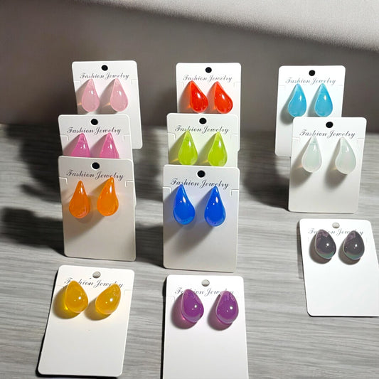 Elegant Water Drop Shaped Clear Color Stud Earrings