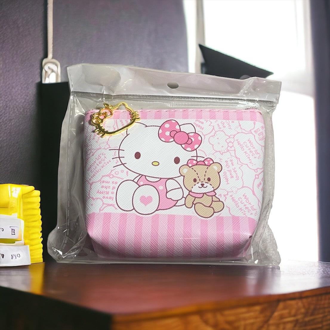Coin Purse with HK (Hello Kitty)