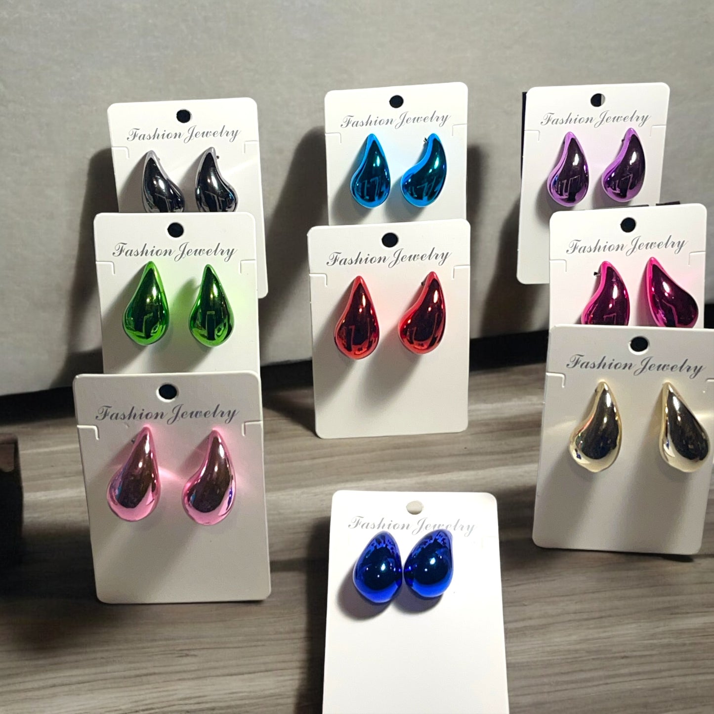 Elegant Water Drop Shaped Metallic Color Stud Earrings