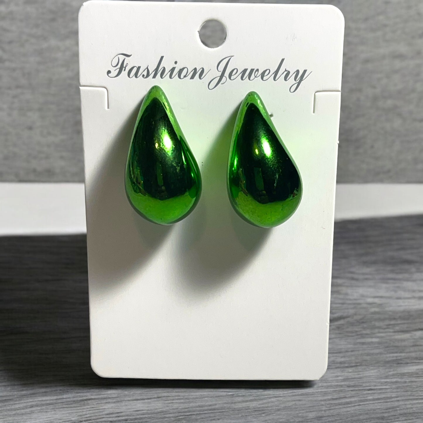 Elegant Water Drop Shaped Metallic Color Stud Earrings