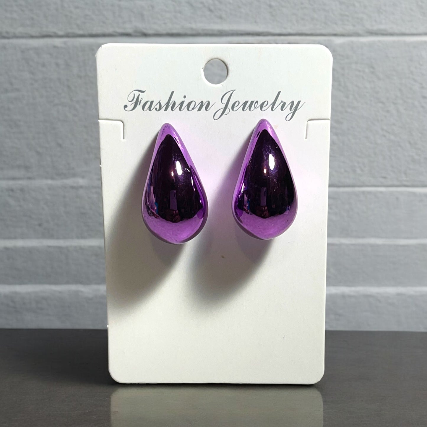 Elegant Water Drop Shaped Metallic Color Stud Earrings