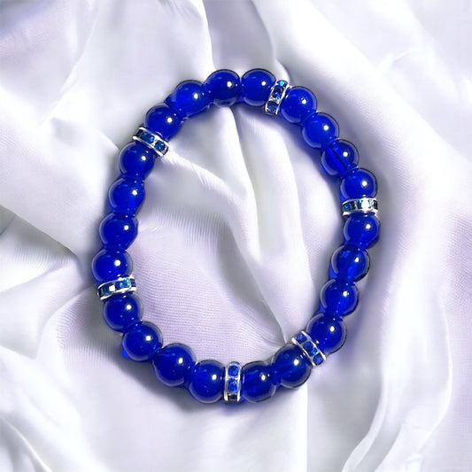 Blue Bracelet handmade with glass beads.